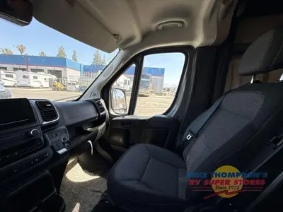 2027 Winnebago Solis photo 20