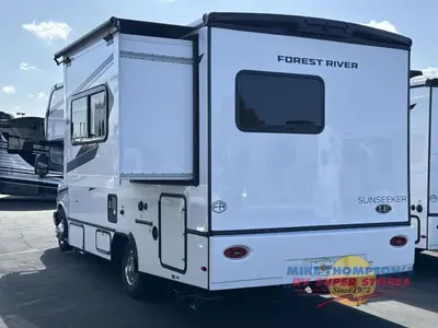 2026 Forest River RV Sunseeker LE photo 12