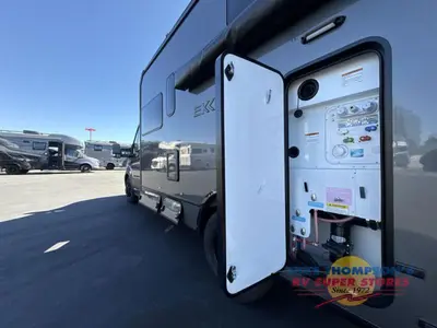 2027 Winnebago Ekko photo 37