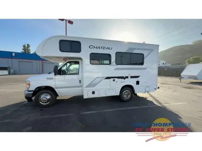 2026 Thor Motor Coach Chateau photo 6