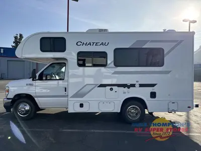 2026 Thor Motor Coach Chateau photo 12