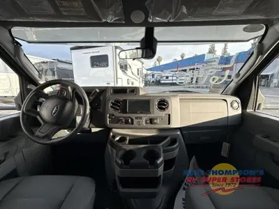 2026 Forest River RV Sunseeker LE photo 17
