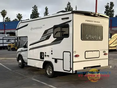 2026 Forest River RV Sunseeker LE photo 13