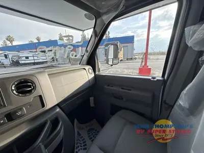 2026 Forest River RV Sunseeker LE photo 19