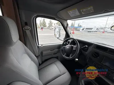 2026 Forest River RV Sunseeker LE photo 18