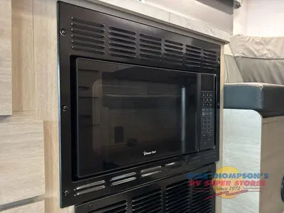 2026 Forest River RV Sunseeker LE photo 27