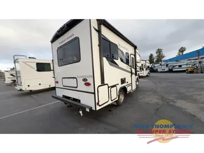 2026 Forest River RV Sunseeker LE photo 8