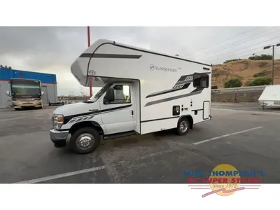 2026 Forest River RV Sunseeker LE photo 4