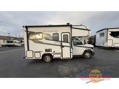 2026 Forest River RV Sunseeker LE photo 9