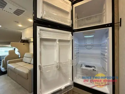 2026 Thor Motor Coach Chateau photo 36