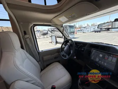 2026 Thor Motor Coach Chateau photo 19