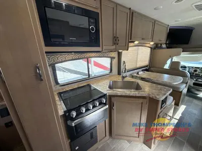 2020 Thor Motor Coach Chateau photo 26