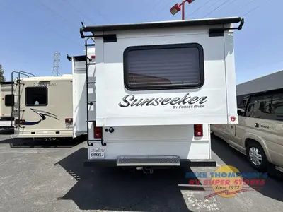 2015 Forest River RV Sunseeker photo 13
