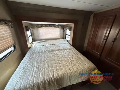 2015 Forest River RV Sunseeker photo 31