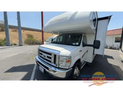 2015 Forest River RV Sunseeker photo 4