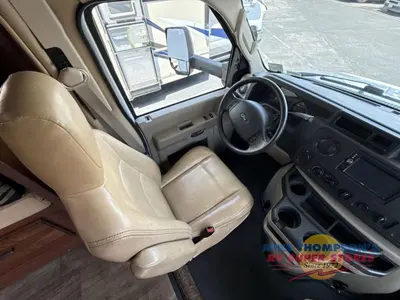 2015 Forest River RV Sunseeker photo 15