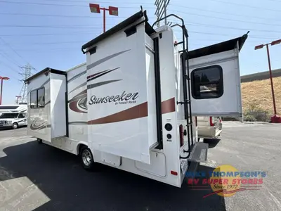 2015 Forest River RV Sunseeker photo 12