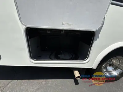 2015 Forest River RV Sunseeker photo 40