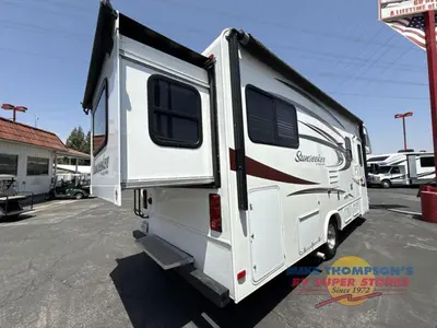 2015 Forest River RV Sunseeker photo 14