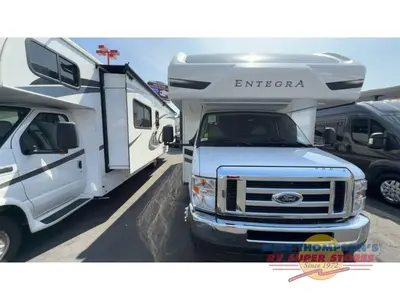2024 Entegra Coach Odyssey photo 3