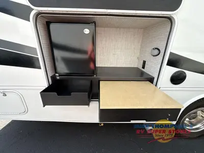 2024 Entegra Coach Odyssey photo 16