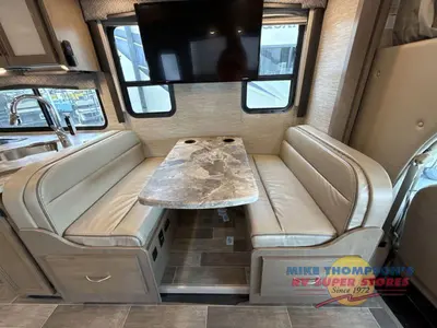 2022 Thor Motor Coach Chateau photo 22