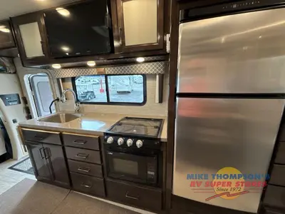 2021 Thor Motor Coach Quantum Sprinter photo 27