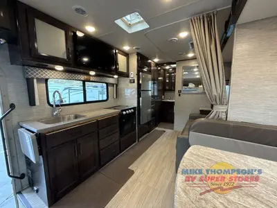 2021 Thor Motor Coach Quantum Sprinter photo 22