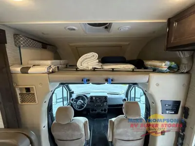 2021 Thor Motor Coach Quantum Sprinter photo 20