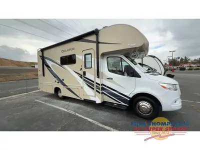 2021 Thor Motor Coach Quantum Sprinter photo 2