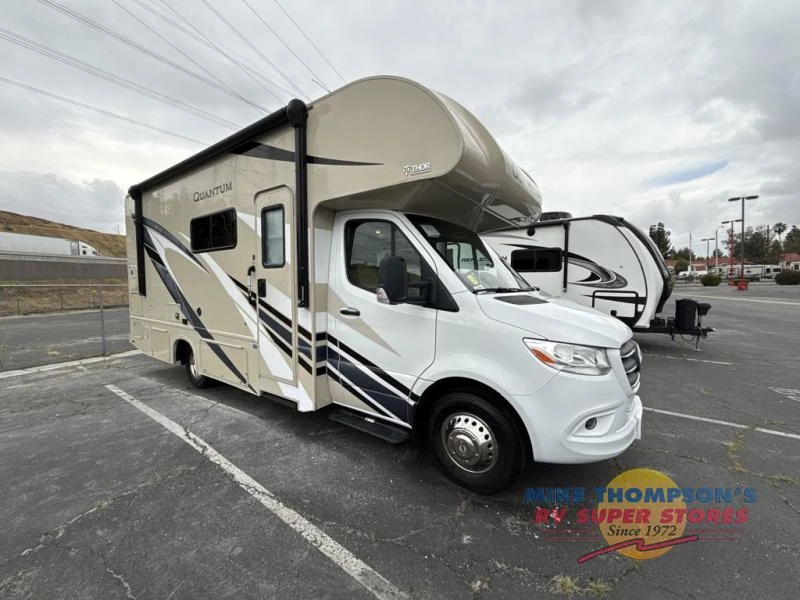 2021 Thor Motor Coach Quantum Sprinter exterior
