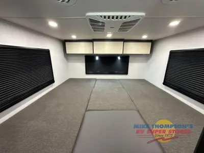 2026 Tiffin Motorhomes Open Trail photo 27