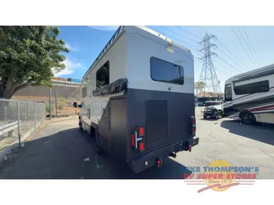 2026 Tiffin Motorhomes Open Trail photo 7