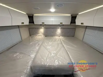 2027 Winnebago Navion photo 32