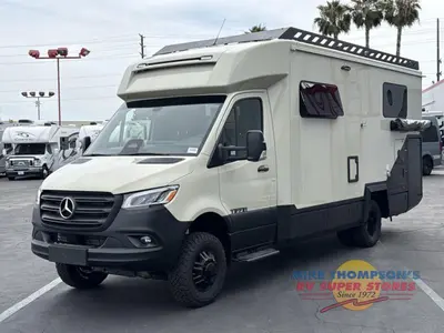 2026 Tiffin Motorhomes Open Trail photo 11