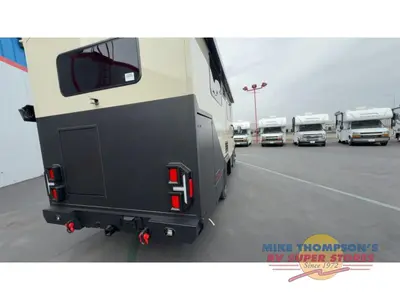 2026 Tiffin Motorhomes Open Trail photo 8