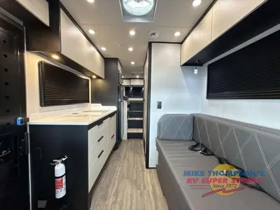 2026 Tiffin Motorhomes Open Trail photo 20