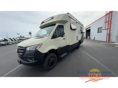 2026 Tiffin Motorhomes Open Trail photo 4