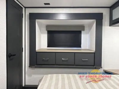 2026 Forest River RV Shockwave photo 33