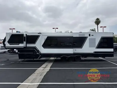 2026 Brinkley Model G photo 12
