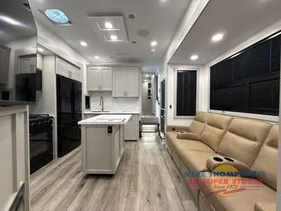 2026 Brinkley Model Gx photo 12