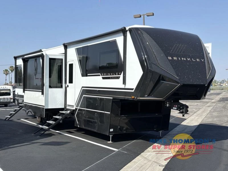 2026 Brinkley Model G exterior