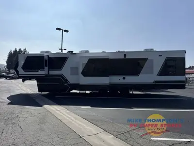 2026 Brinkley Model G photo 12