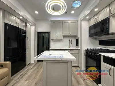 2026 Brinkley Model G photo 25
