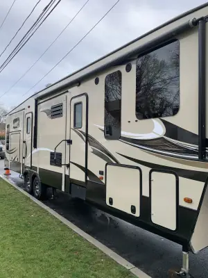 Used 2018 Keystone Montana High Country 362RD