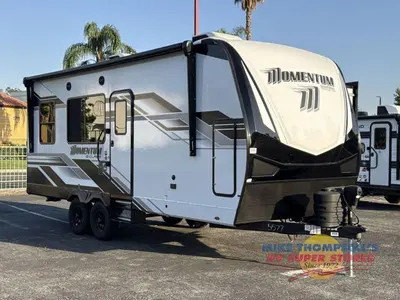 New 2026 Grand Design Momentum G-Class 21G