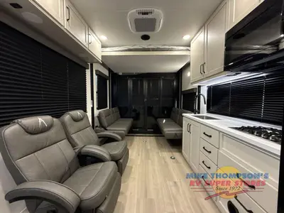2026 Grand Design Momentum G-Class photo 17
