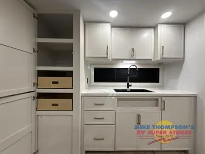 2026 Brinkley Model I photo 32