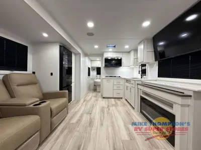 2026 Brinkley Model I photo 18