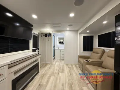 2026 Brinkley Model I photo 19